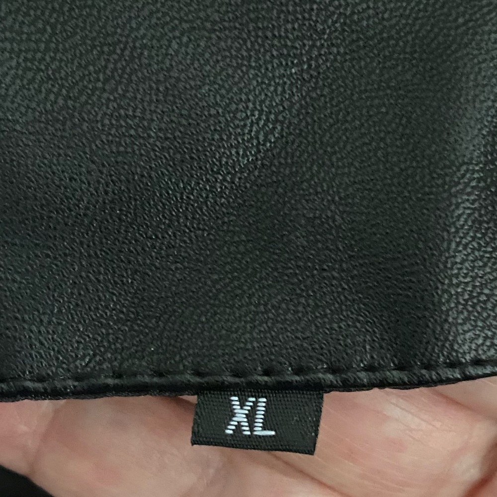 Shein BLK Vegan Leather Bomber Jacker, XL  Winter Sale - Picture 6 of 9